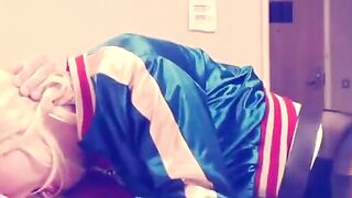 Harley Quinn Crossdresser Blowjob and Swallow