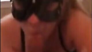 Amateur Babe Gives a Sensual Blowjob