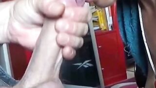 German Amateur Blowjob with a Mouthful