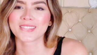 Blonde Does Her Best Masturbation