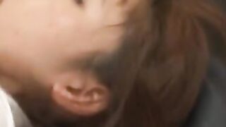 Hottie gives nice blowjob