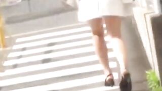 Voyeur captures Japanese lass pissing in dark alley