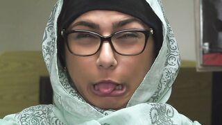 Deepthroat Arab blowjob session