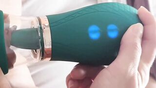O prazer intenso com meu sugador de clitóris - experiência quente e íntima.