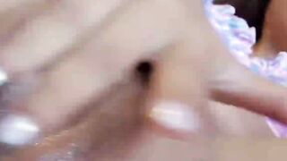 Enteada obediente é cheia de porra no cuzinho sem reclamar no melhor vídeo XXX!