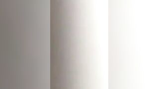 Voyeur snares Japanese chicks pissing in a public park