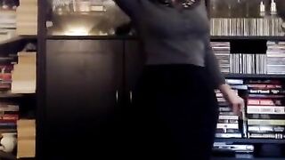 Big-Titted Amateur MILF Rides Her Dildo