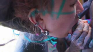 Tattooed hottie Anuskatzz has fun in the RV