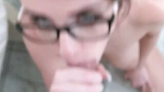 Imma gonna fuck you right here in the dressing room