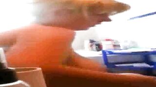 Spying my naked curvy stepmom in the bathroom