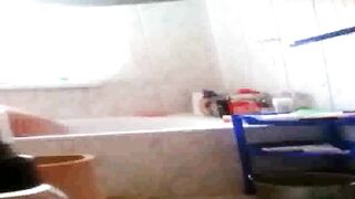 Spying my naked curvy stepmom in the bathroom