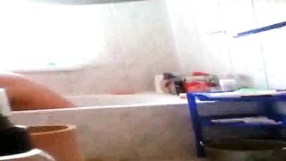 Spying my naked curvy stepmom in the bathroom