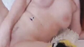 Busty Amateur Toys and Fingers Her Pussy on Webcam
