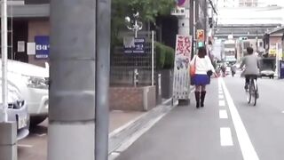 Hidden cam traps an Asian woman dashing to pee outdoors