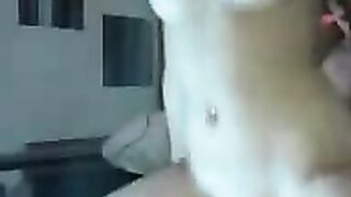 Sexy babe gets screwed