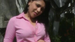 Meaty shaft for a leggy Latina