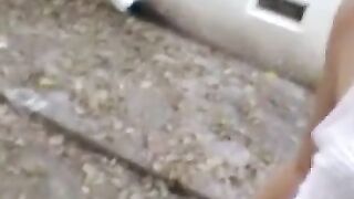 An amaetur is tasting dick