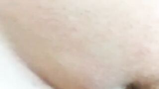 Amateur mit großen Nippeln vom Nachbarn gefickt