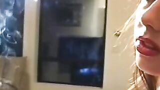 Busty slut pussy play