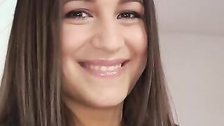 Cute chick gives perfect blowjob