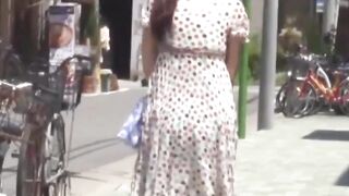 Japanese chicks desperate to pee recorded by a fetishist