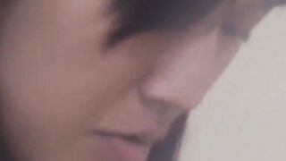 Voyeur cam records a Japanese babe shaving her bush