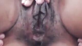 Ebony Solo Webcam - Finger Food