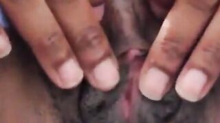 Ebony Solo Webcam - Finger Food