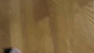 Witness nasty babe catch her piss in a clear container