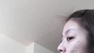 Witness nasty babe catch her piss in a clear container