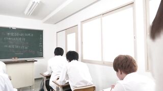 声が出せない絶頂授業で10倍濡れる人妻教師　翔田千里