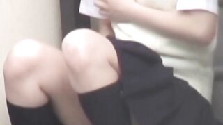 Lady in skirt wipes her pussy after accidentally peeing