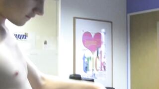 Oscar Roberts fuck trains with Cody Reed and Kamyk in office threesome