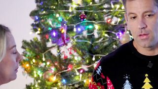Surprising sloppy blowjob from the bag for big dick santa by petite teen