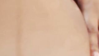 Big-Tit Colombian Amateur Connie O. on Webcam
