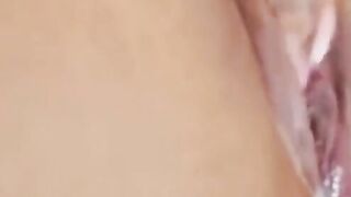 Big-Tit Colombian Amateur Connie O. on Webcam
