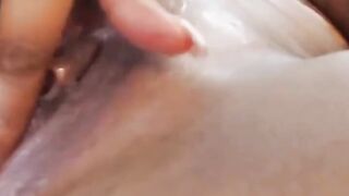 Big-Tit Colombian Amateur Connie O. on Webcam