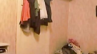 Girl Cheats for Cash: Hardcore Amateur Blowjob