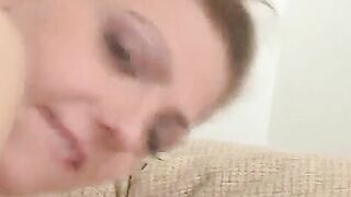 Amateur sex on the leather couch