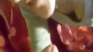 Aussie-American MILF Deep Throats Like a Pro