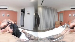 PURITYVR Seductive bombshell with Polly Persch