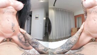 PURITYVR Seductive bombshell with Polly Persch