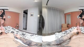 PURITYVR Seductive bombshell with Polly Persch