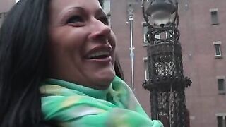 Hottie gets paid for sex