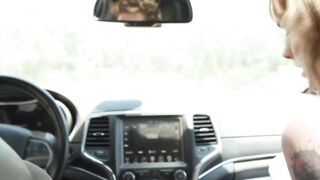 tHIS HOT AND HORNY ts GIVES ME HANDJOB WHILE RIDING