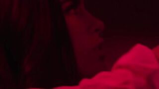 VIXEN Skinny Hot Daisy Pheonix Has The Powerful Orgasm During Passionate Sex