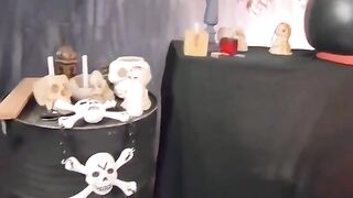 Halloween makes amateur Porno Loupan Productions sexier and shorter - XXX!