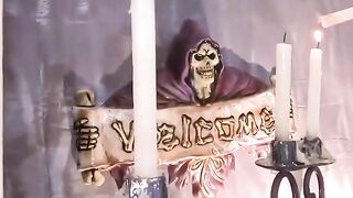 Halloween makes amateur Porno Loupan Productions sexier and shorter - XXX!