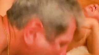 Sexy girl's shaved cunt banged