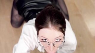 Professional realtor offers warm gonzo porn for the greatest service!